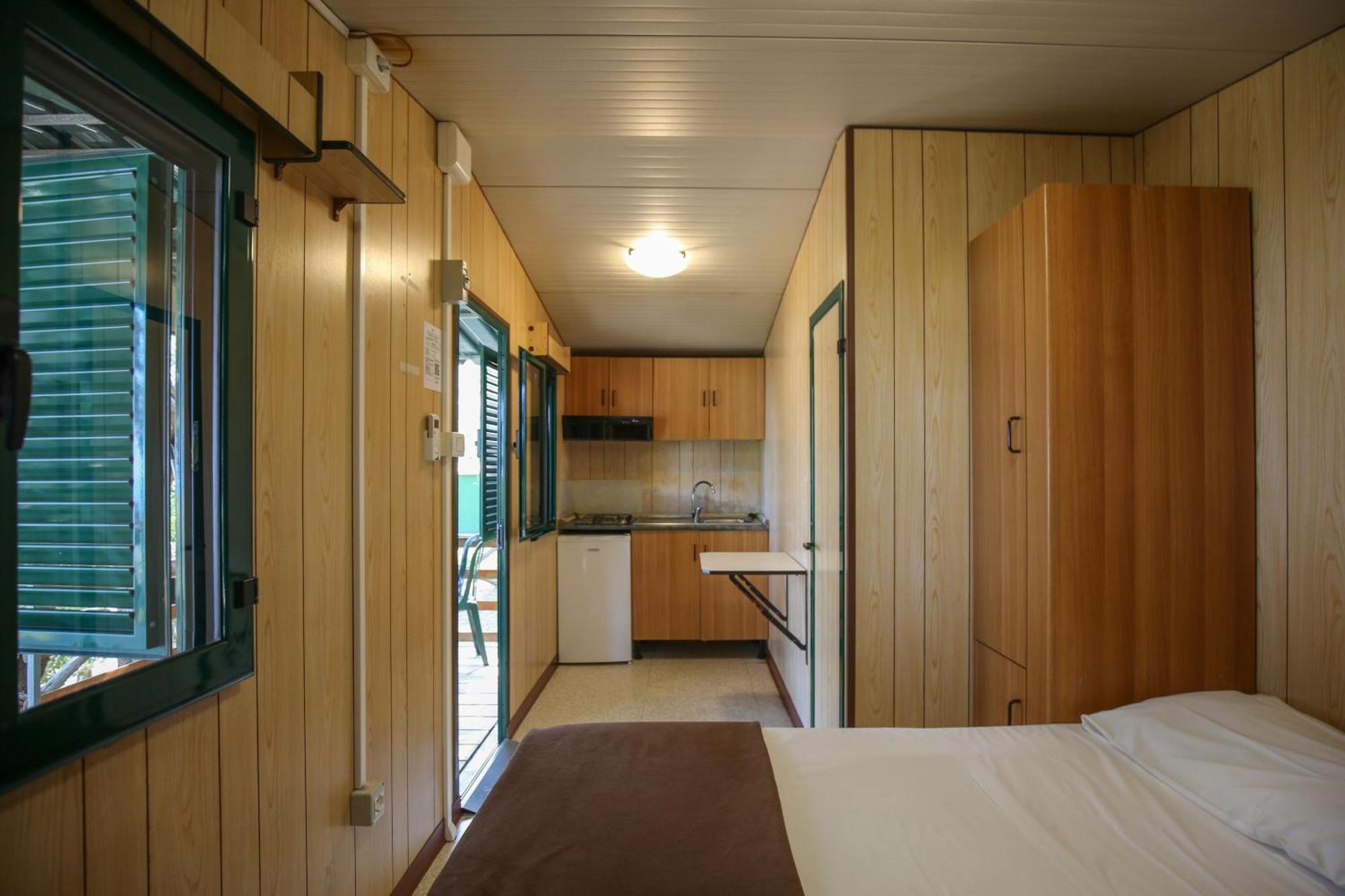 Village Camping Santa Fortunata - Campogaio سورينتو الغرفة الصورة